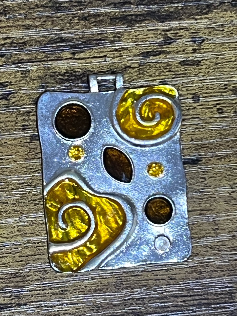 Amber & Silver Rectangular Design Pendant - Picture 3 of 4